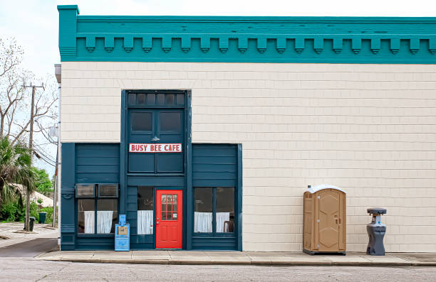 Best Portable toilet rental cost  in Huntsville, MO